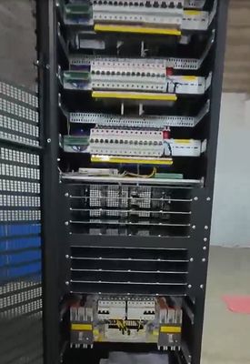 Özel Yapım 48V 2000A Büyük Tesis FP2 48Vdc 2000A 96KW 2*3ph 208V SPD BD