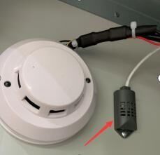 Özel yapım Galvanizli çelik 1.5mm Kalınlık 14U Dış Mekan Kabin Muhafazası, Telekom İstasyonu Pil Depolama için 1500W Klimalı