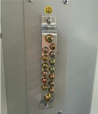 Hırsızlığa Karşı Üç Nokta Kilit Dış Mekan Telekom Dolabı Muhafazası 30U 40U Ağ Ekipmanları için Özel Yapılmış