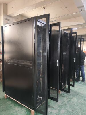 Veri Merkezi Sıra İçi Soğutma Sistemi L50 Sunucu Odaları için Yüksek Hassasiyetli Klima