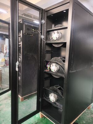 Soğutma Kapasitesi 42.5KW Sırada Hava Soğutucu Hızlı Veri Merkezi HVAC R410A Soğutucu